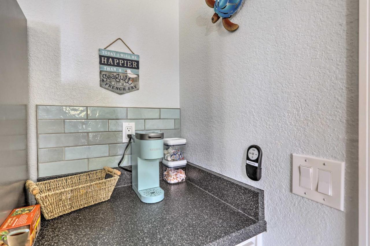 Merritt Island Home Fire Pit And Canal Access! Eksteriør bilde