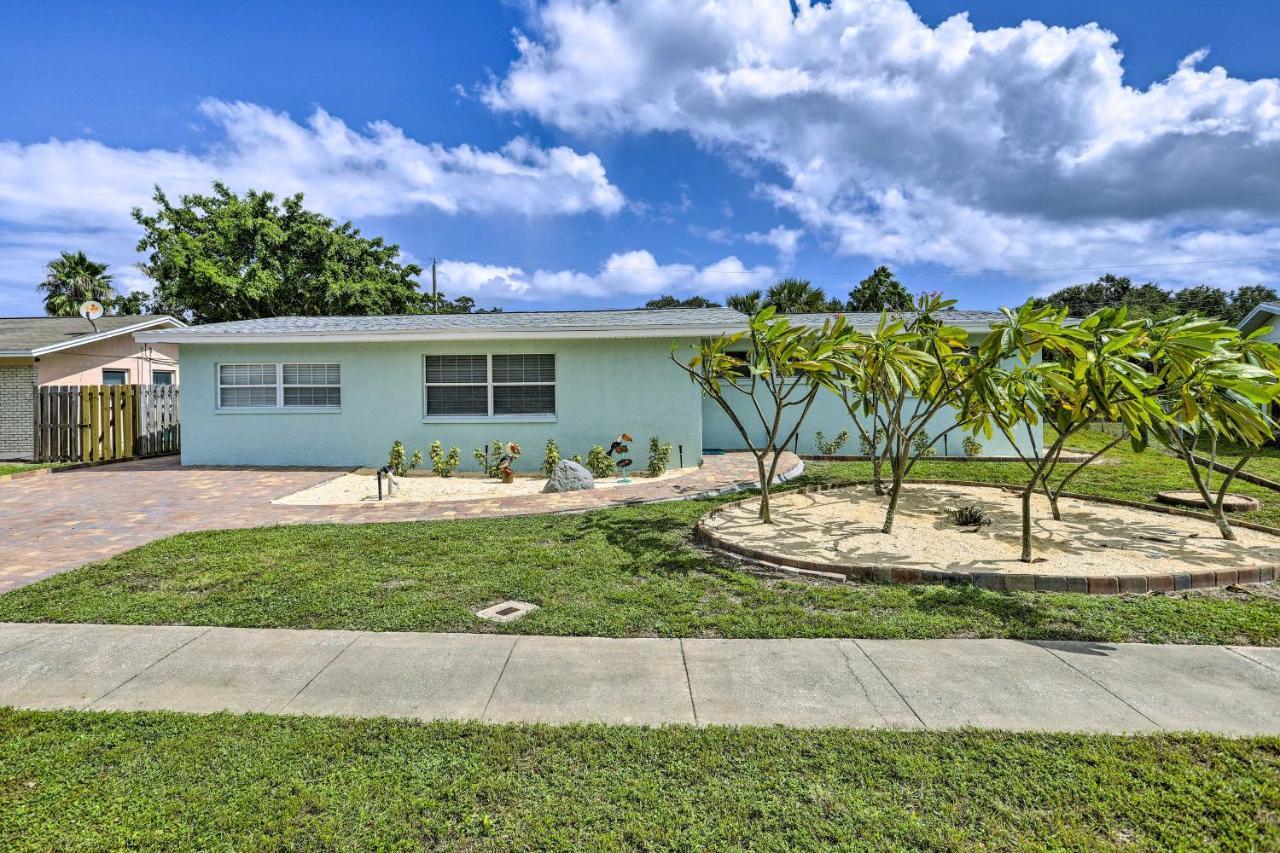 Merritt Island Home Fire Pit And Canal Access! Eksteriør bilde